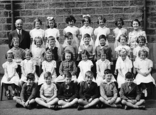 Hadfield St Andrews, Infants A, June 1956