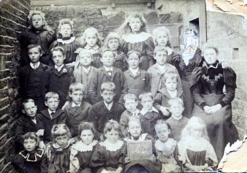 glschls/chisworth School Class, 1896-7
