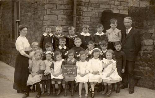 glschls/chisworth School Class, 1914