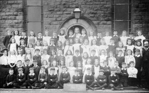 Outside Hadfield Wesleyan Chapel, used as a Day School, ca 1907